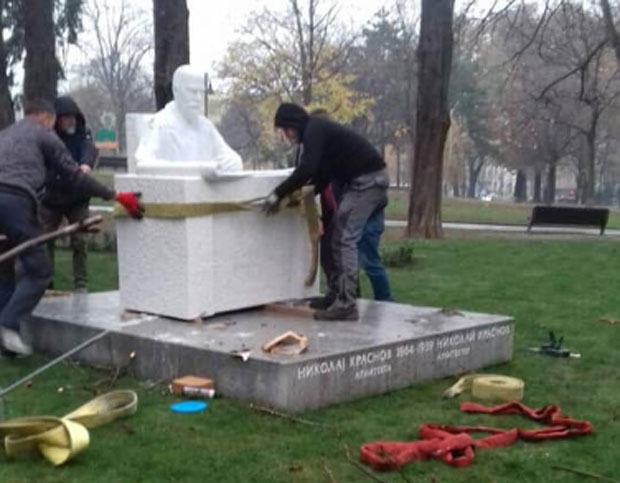 Споменик Николају Краснову постављен на Ташмајдану (ФОТО)